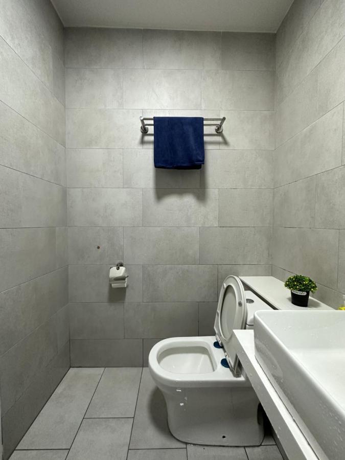 Sea View The Shore Luxury Newly Renovated Homestay Kota Kinabalu Extérieur photo